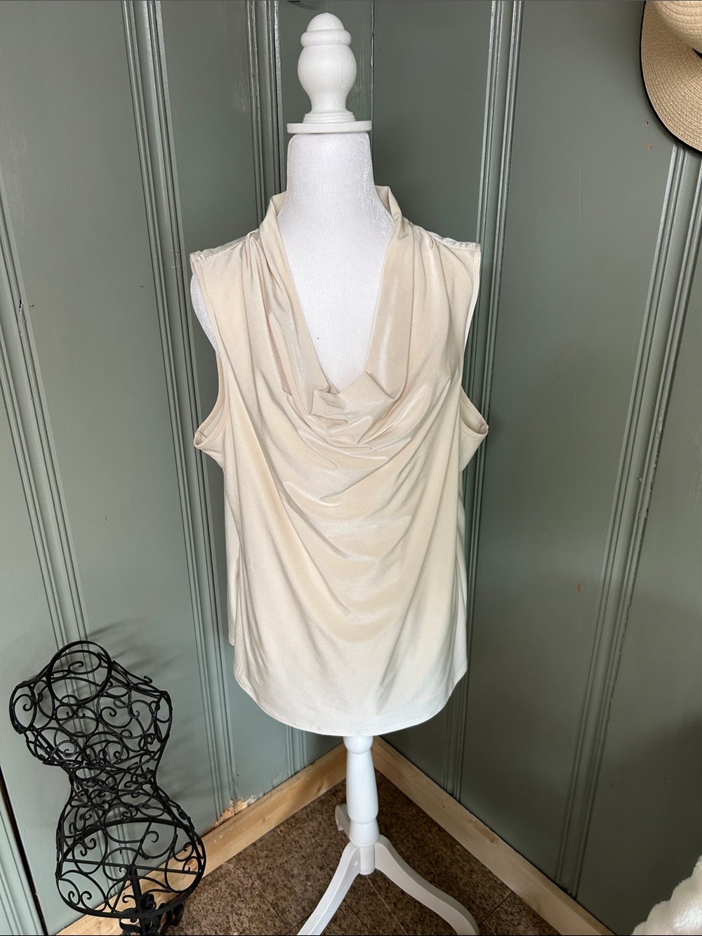 Dana Buchman Cream Sleeveless Cowl Neck Top
